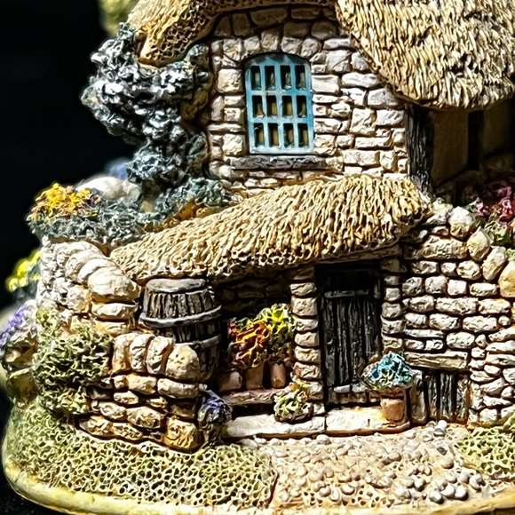 Rare Lilliput Lane | The Nineteenth Hole | British Collection - Picture 14 of 16